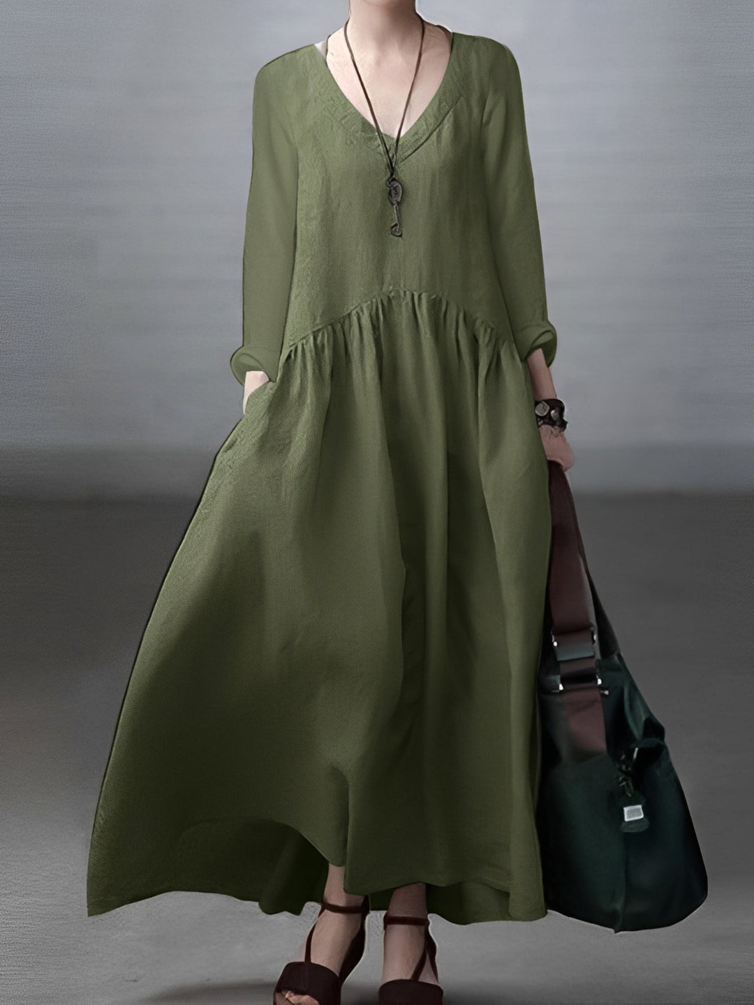 Lindy - Weit geschnittenes, bequemes Kleid mit V-Ausschnitt für Damen
