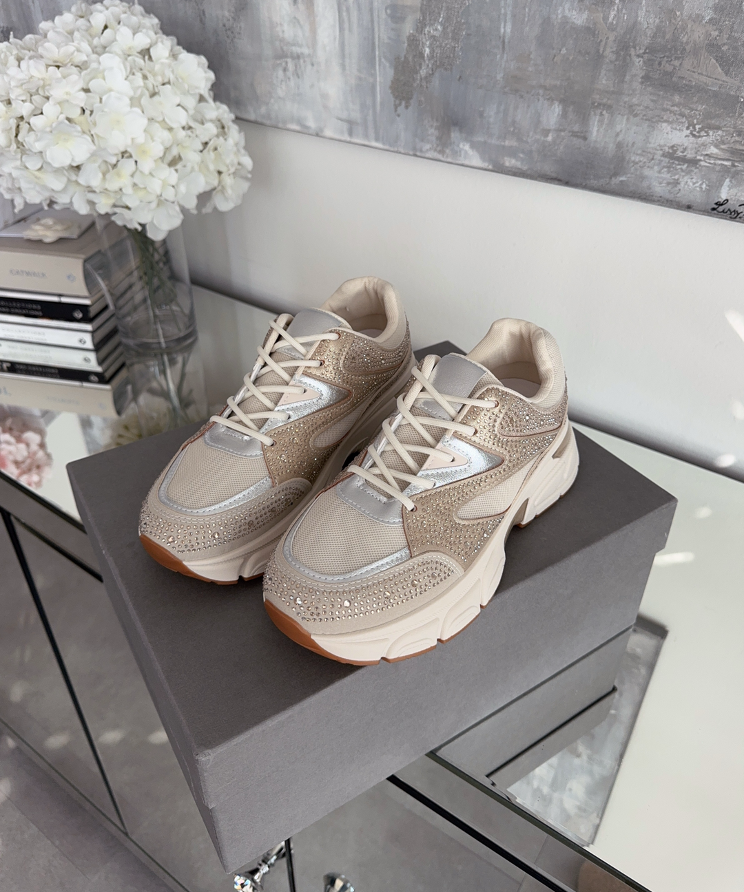 Sneaker Lola Strass Beige Ladypolitan ♡