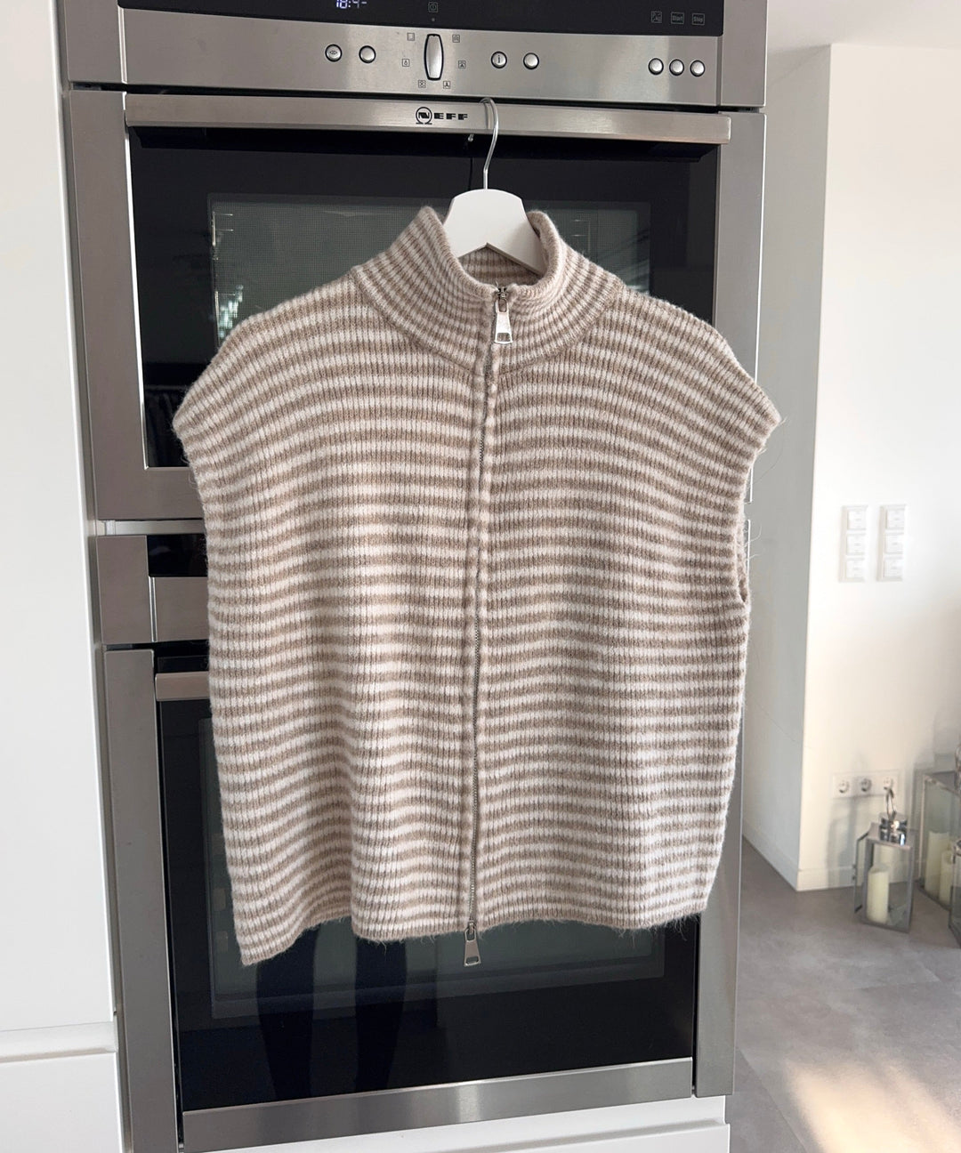 Kurzarm Strickjacke Vania Streifen Beige Ladypolitan ♡
