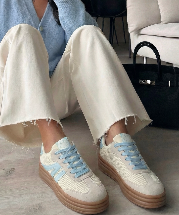 Sneaker Smiley Hellblau Ladypolitan ♡