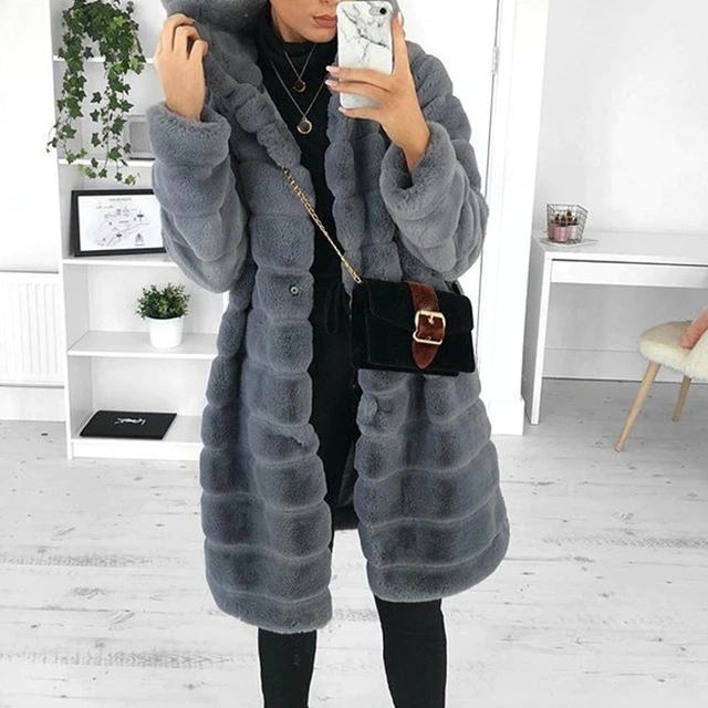 Agna - Dicke Winterjacke mit Kapuze