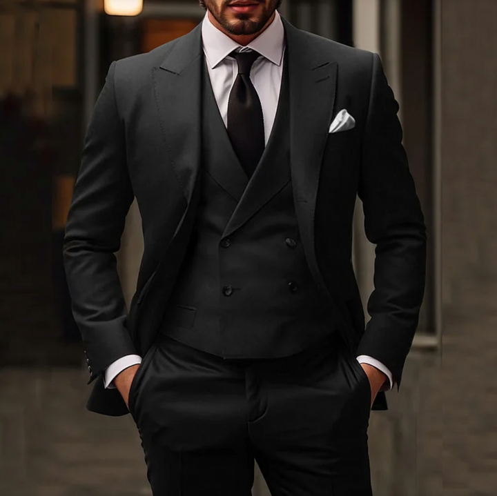 Sebastian | Elegante und moderne Herrenanzüge
