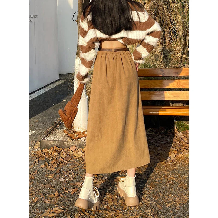 Amelia | Eleganter Vintage-Cord-Midirock 4