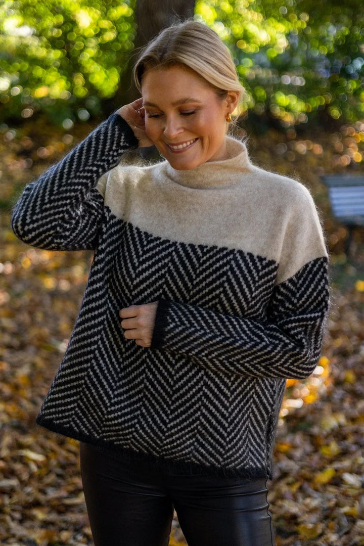 Ani - Trendiger Rollkragenpullover