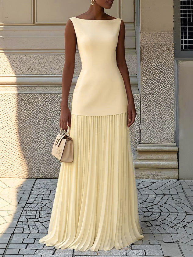 Aria | Figurschmeichelndes, fließendes weißes Maxikleid für Damen 4