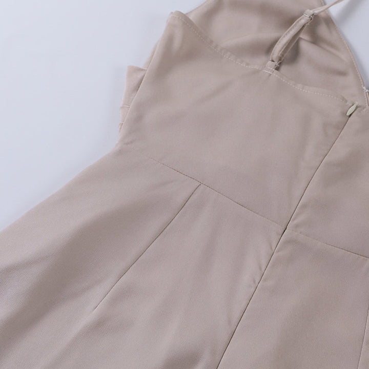 Ärmelloses Maxikleid mit V-Ausschnitt und Schlitzen