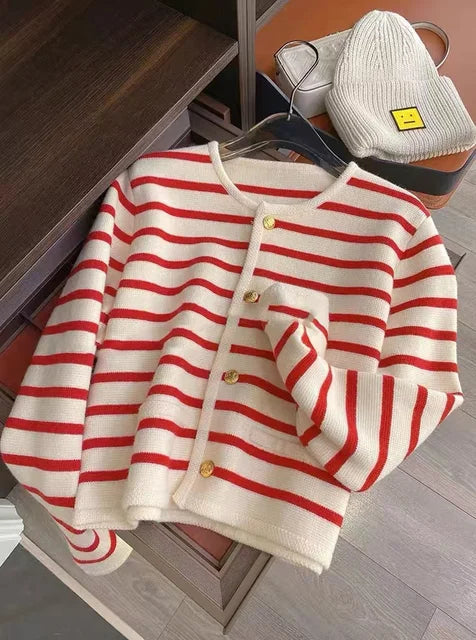 Aurelie - Schicker kurzer Strickpullover für Frauen