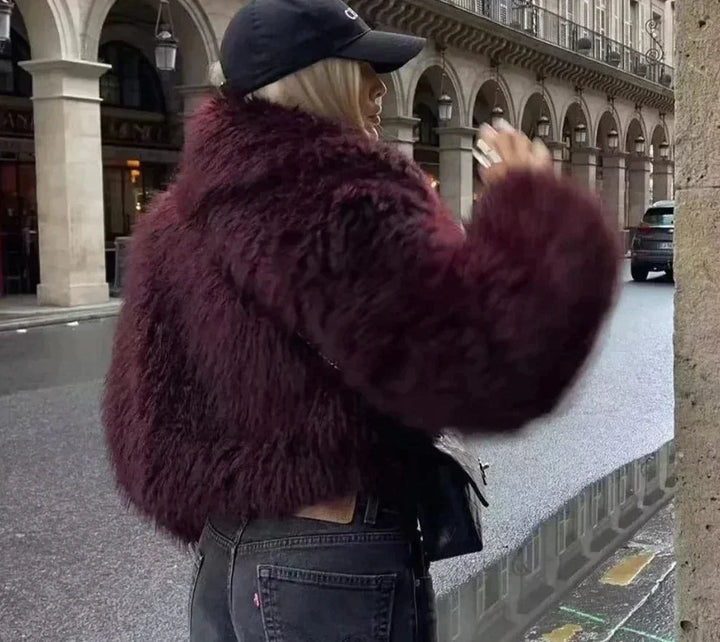 Ayla - Schicke Jacke mit flauschigem Fell