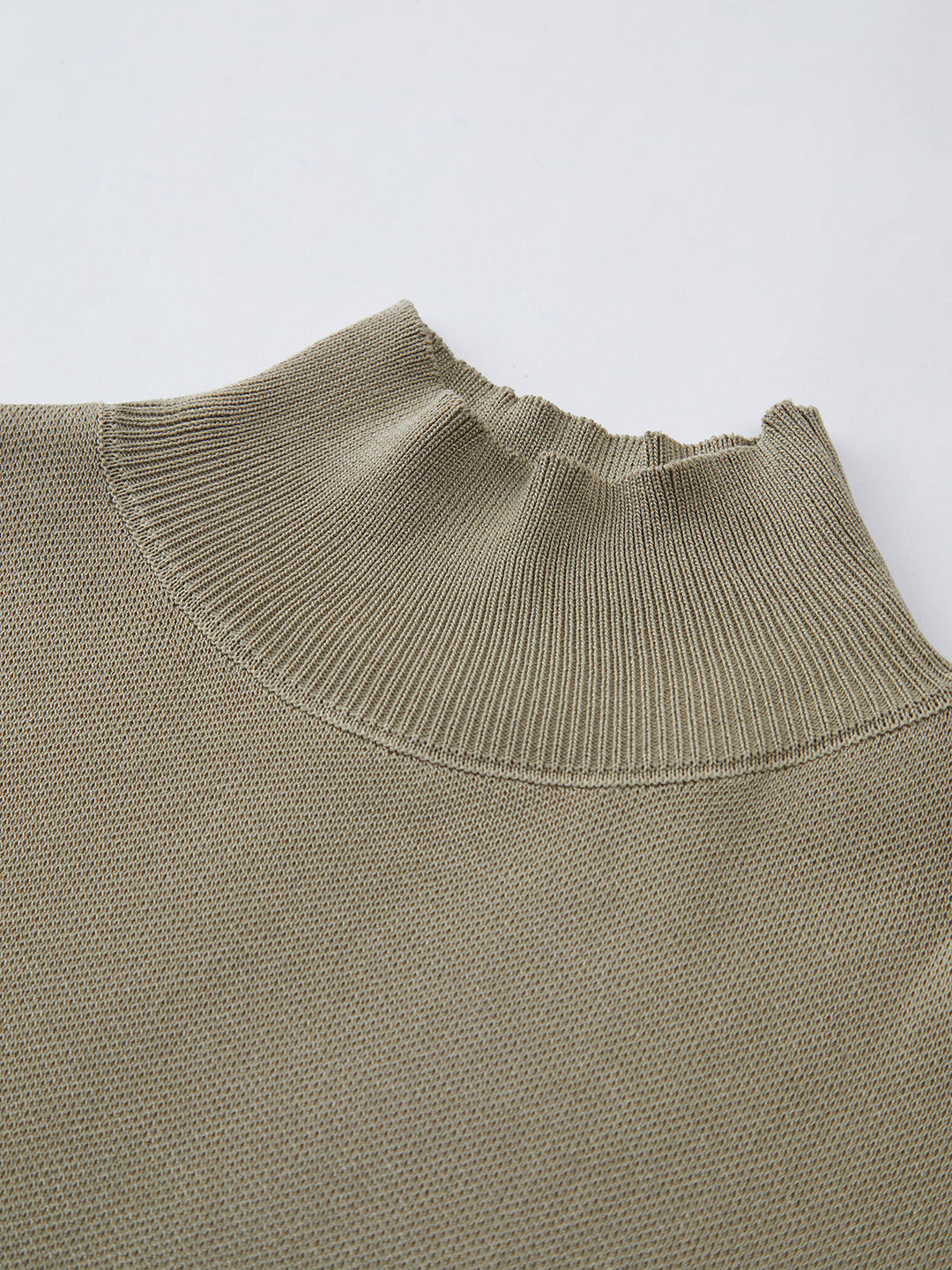 Alina – Damen Feinstrick-Shirt mit Stehkragen und Flügelärmeln