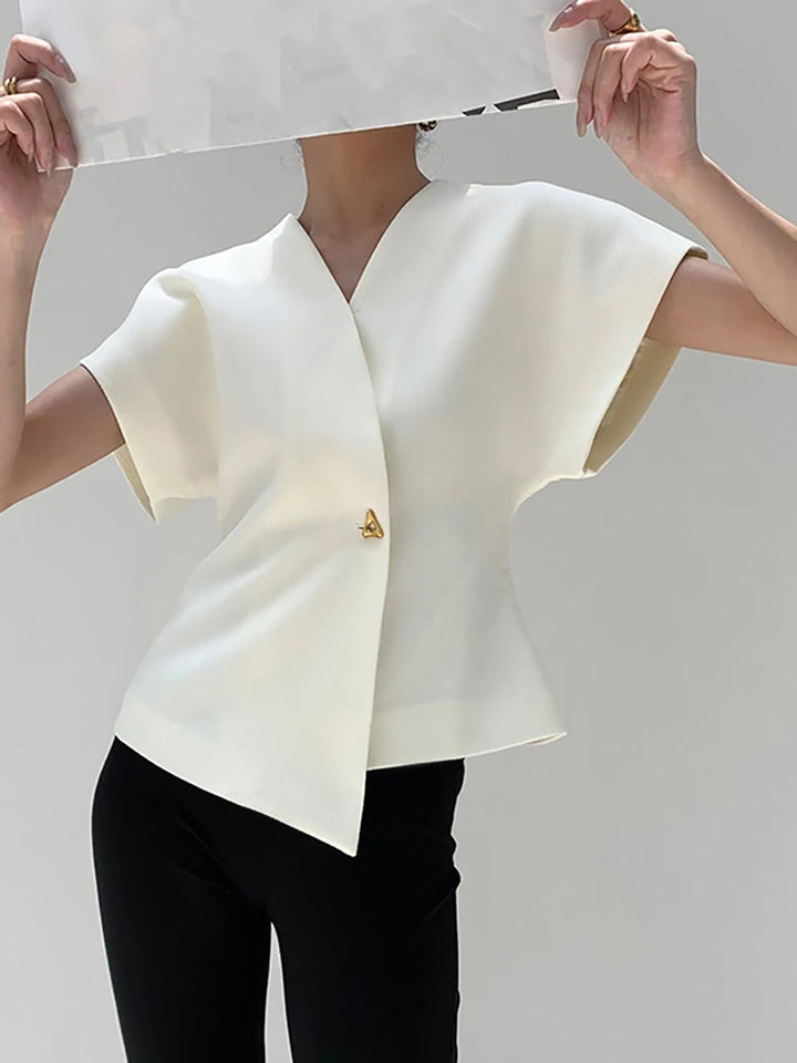 Claudia – Damen V-Ausschnitt Bluse mit strukturierter Silhouette