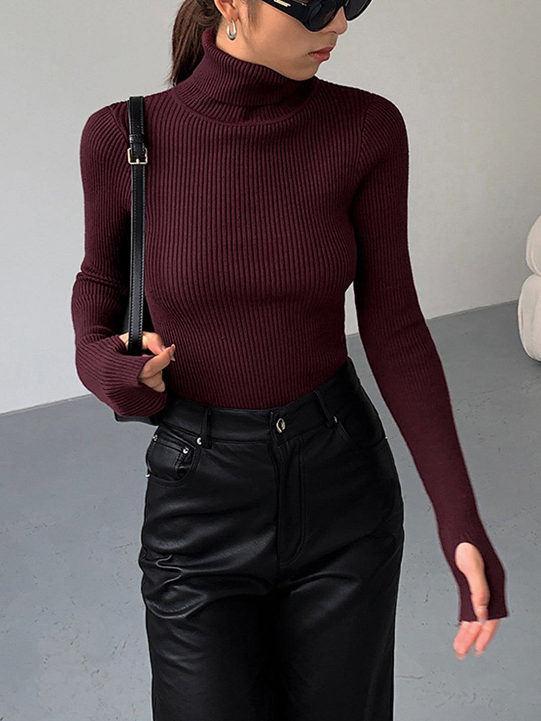 Ruby | Damen Minimalistisches Schlankes Rollkragen Top