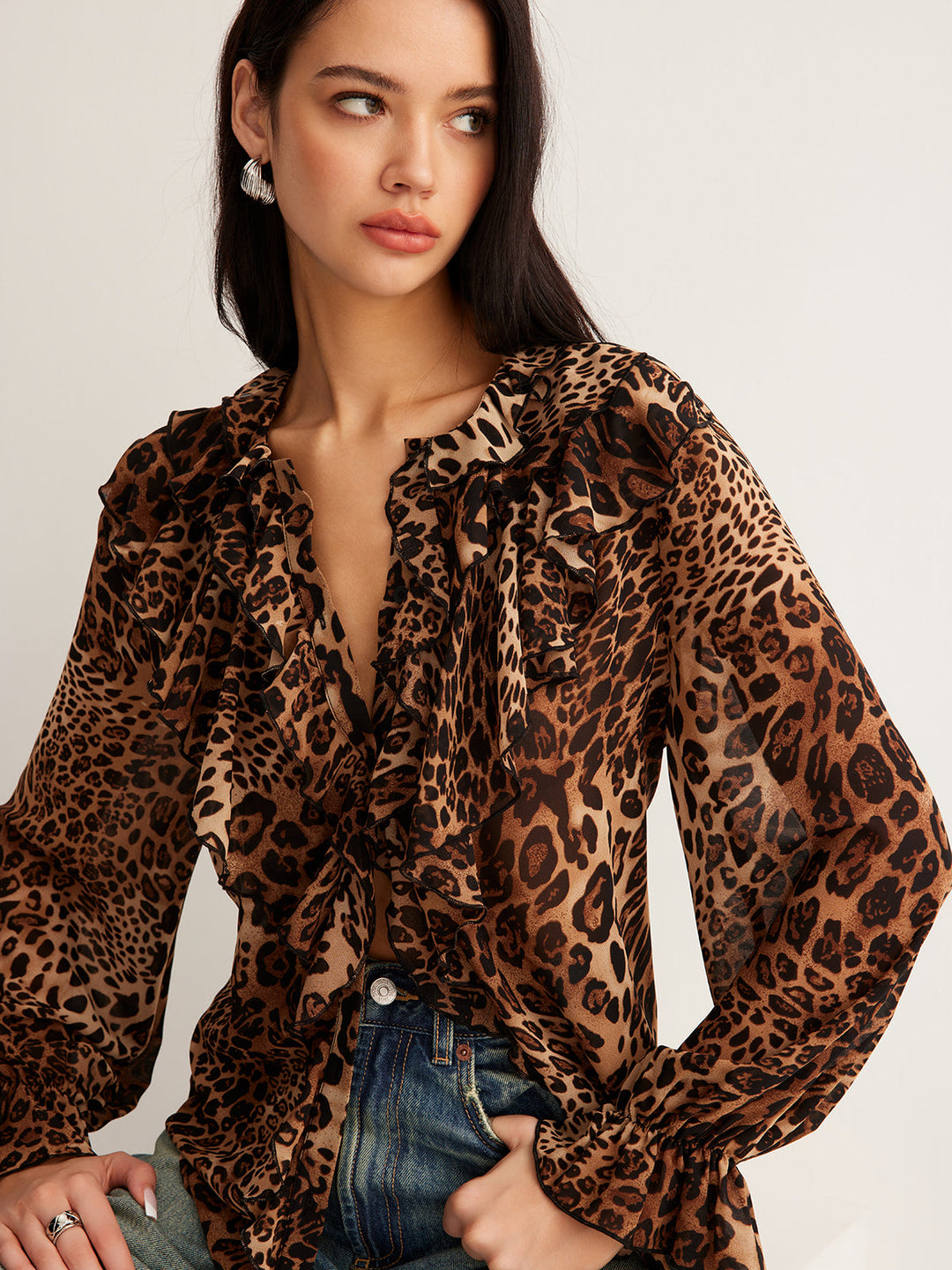 Eva | Damen Sommer Leopardenbluse Mit Rüschenkragen