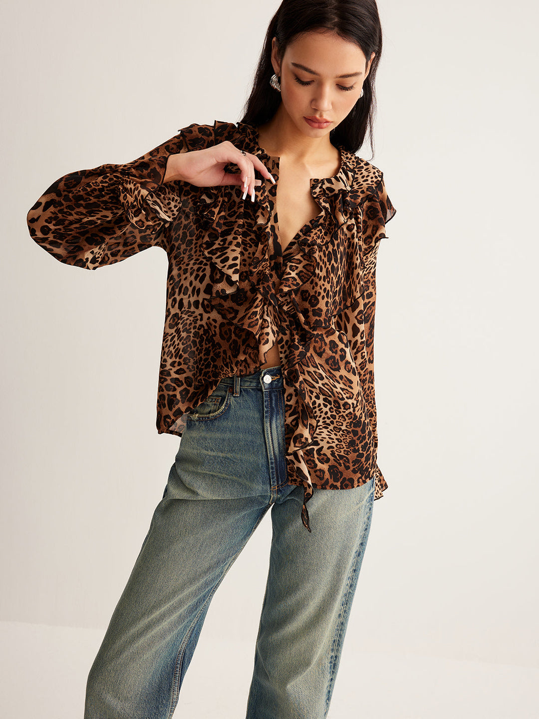 Eva | Damen Sommer Leopardenbluse Mit Rüschenkragen