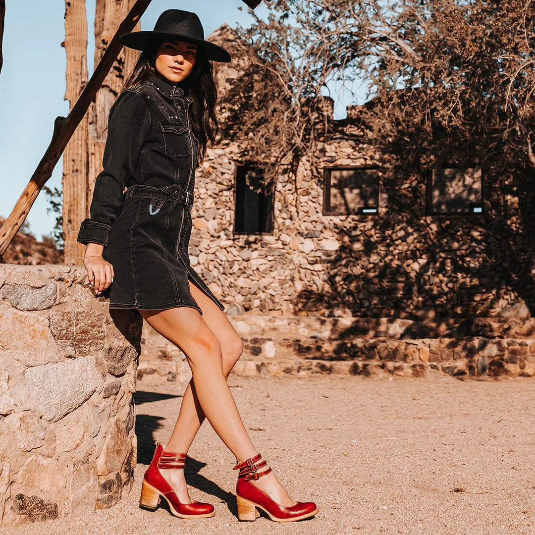BEQUEME UND ELEGANTE STIEFELETTE