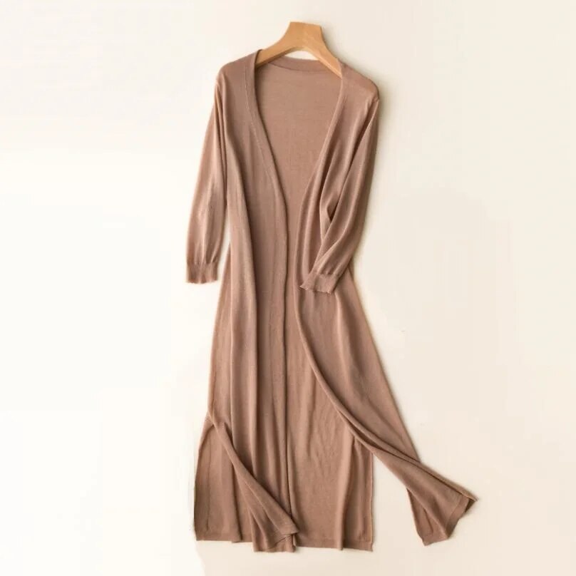 Benthe | Stilvolle lange Strickjacke 1