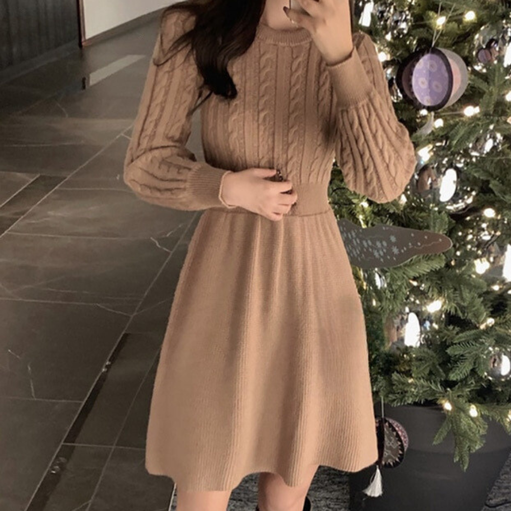 Bequemes Strickkleid für Frauen