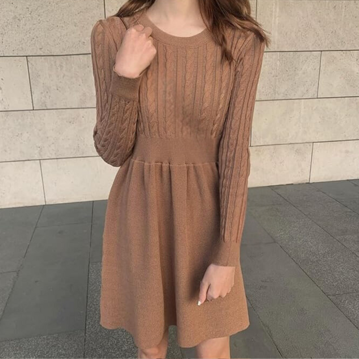 Bequemes Strickkleid für Frauen