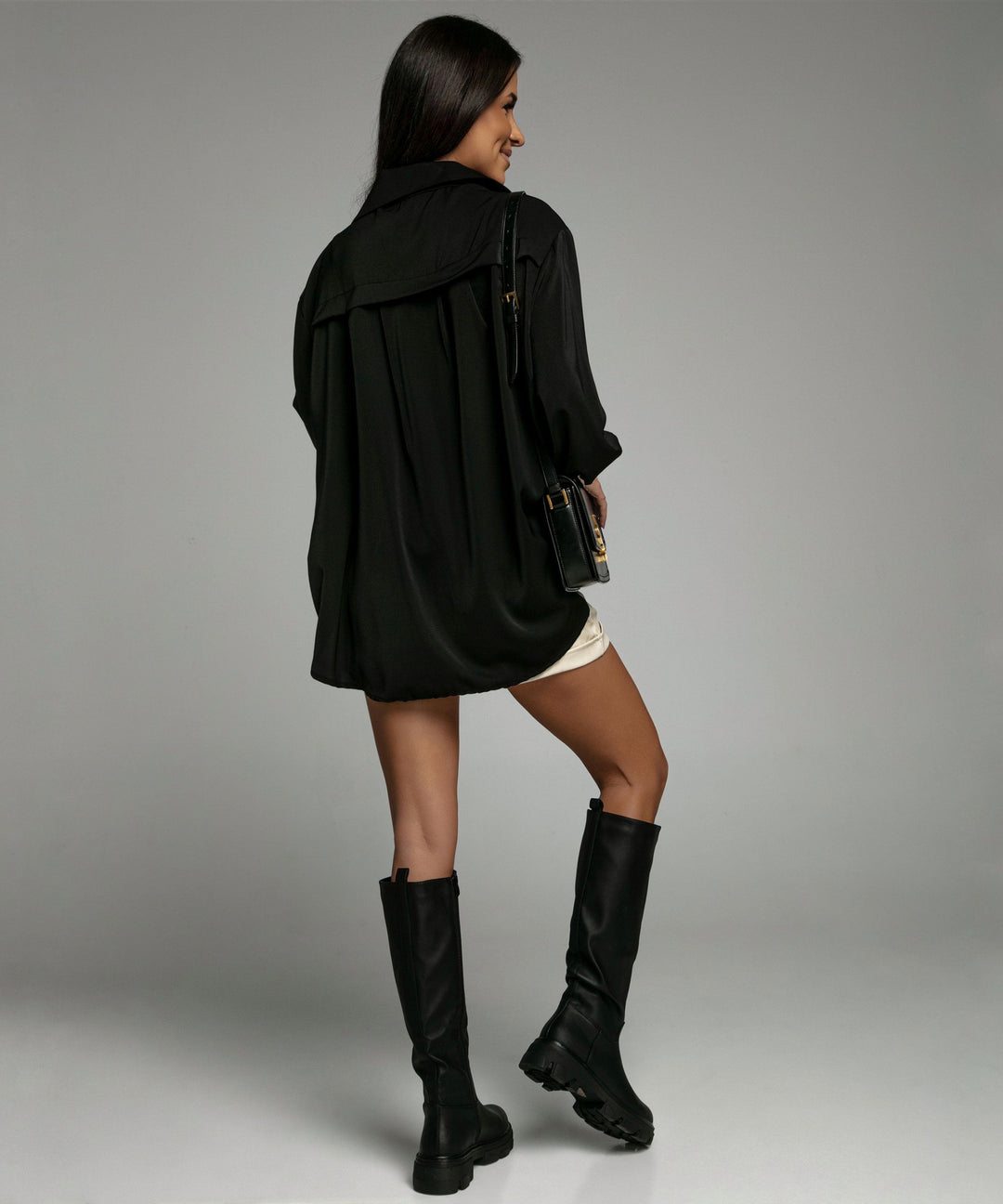Bluse Carlota Kurz Schwarz  Ladypolitan ♡   