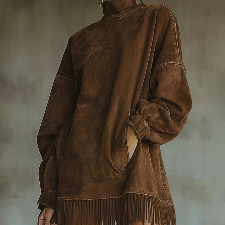 Damenkleid mit Rollkragen, aus Kunstwildleder mit Fransen
