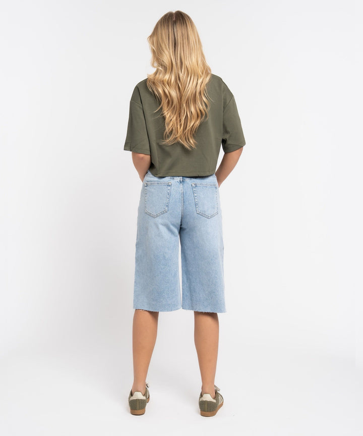 Stretch Bermuda Shorts Stia Hellblau Ladypolitan ♡