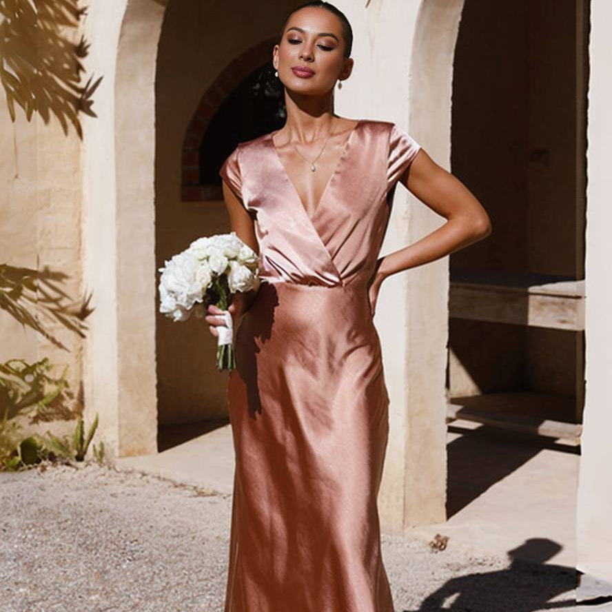 Mermaid-Kleid aus Satin für Damen mit V-Ausschnitt