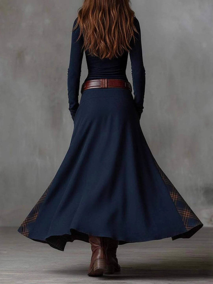 Damen-Maxikleid aus Wildlederimitat mit Karomuster und Gürtel