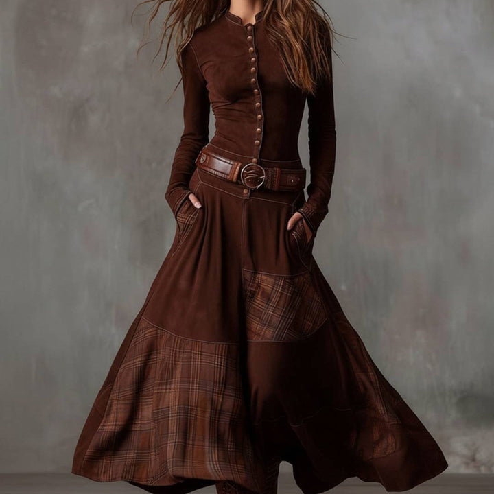 Damen-Maxikleid aus Wildlederimitat mit Karomuster und Gürtel