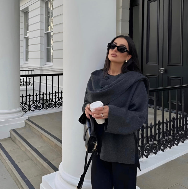 Elena | Eleganter Cape-Mantel mit asymmetrischem Design