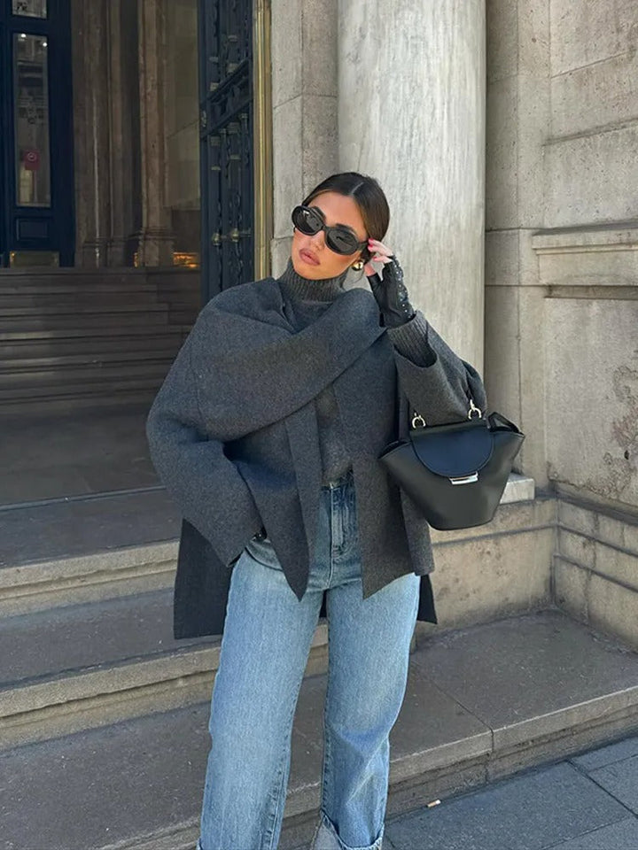 Elena | Eleganter Cape-Mantel mit asymmetrischem Design