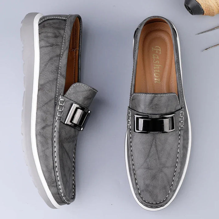 Mokassin Herren | Eleganter Leder-Slipper mit Metallschnalle & Plateausohle