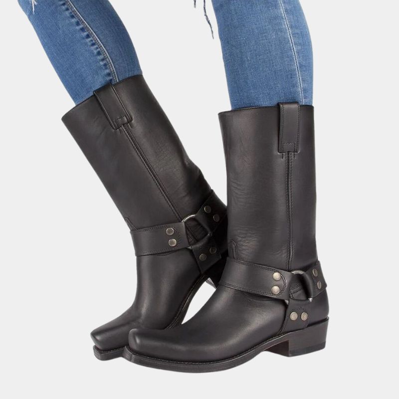 Cowboystiefel mit Riemen und Blockabsatz