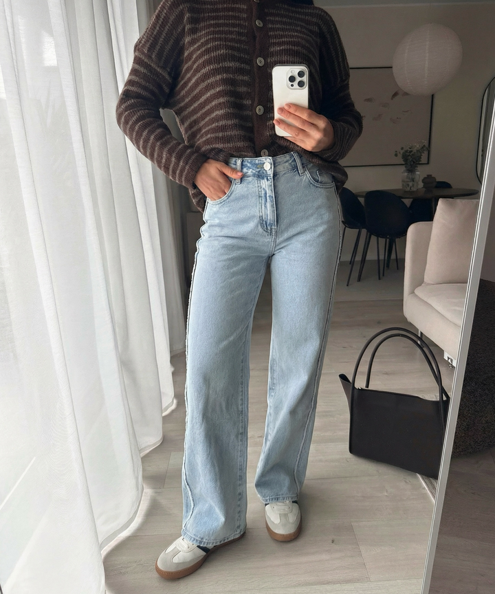 Stretch Straight Jeans Silvana Hellblau Ladypolitan ♡