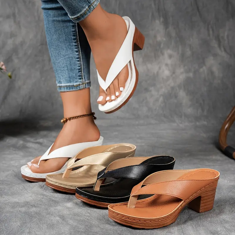 Orthopädische Sandalen mit Absatz für Damen aus veganem Leder