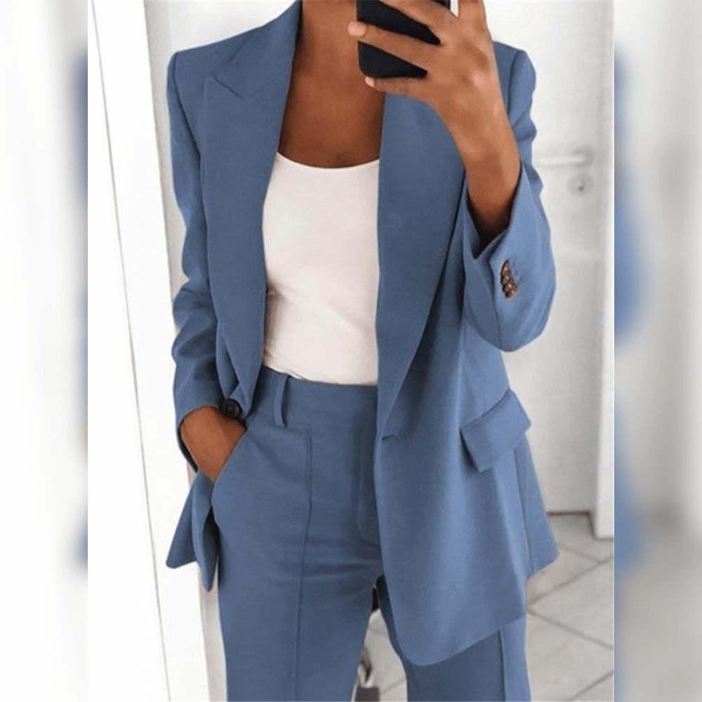 Damen Anzug | Elegantes Design | Handgefertigte Qualität | Weiche Stoffmischung