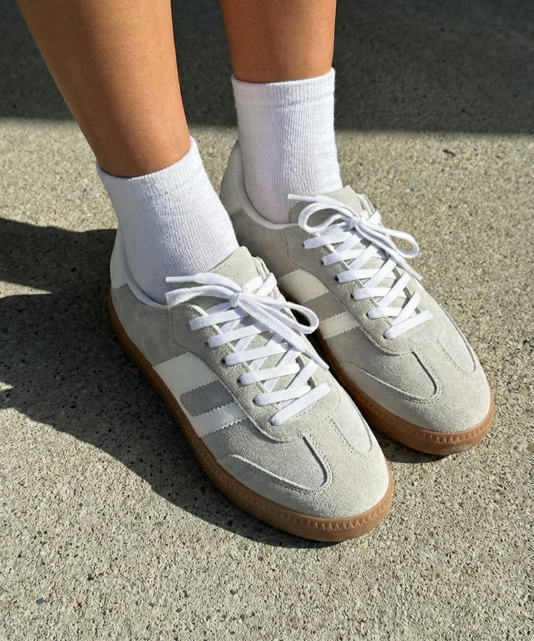 Sneaker Sonia Grau Ladypolitan ♡