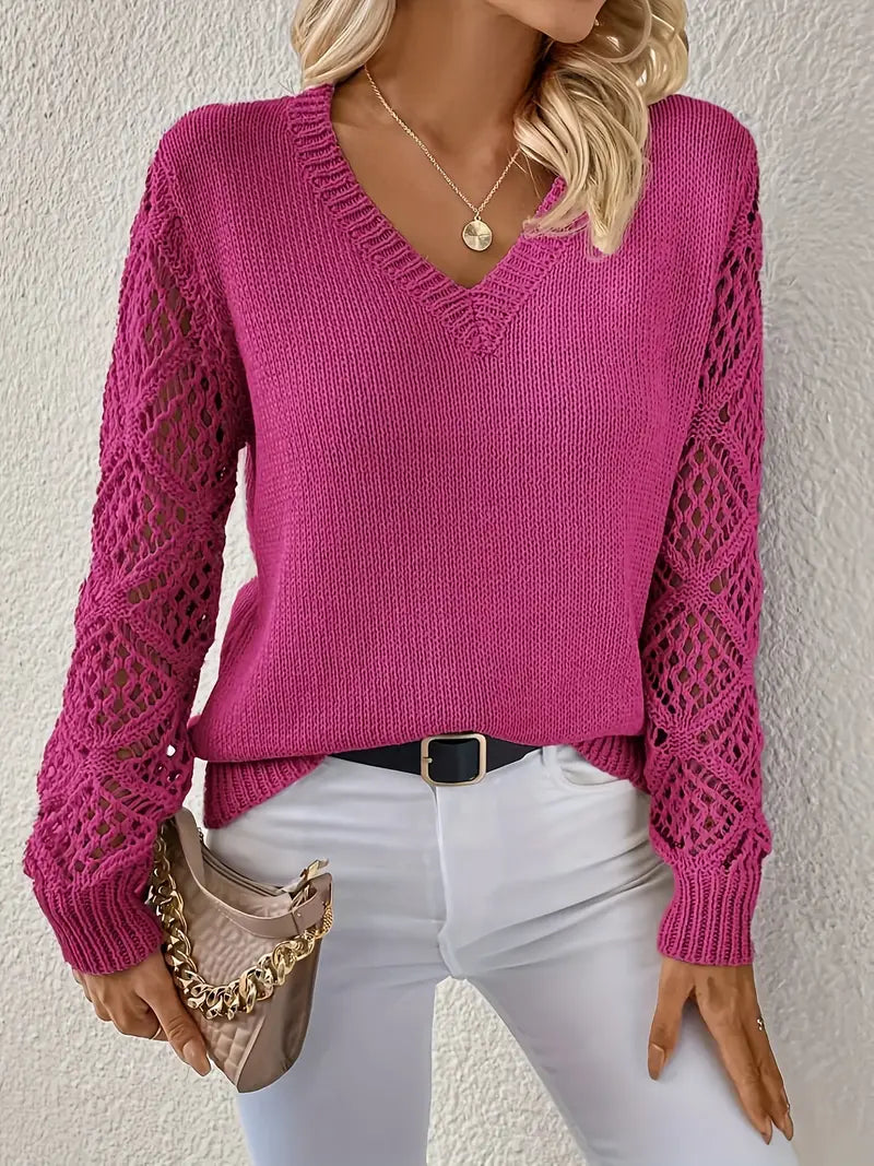 Einfarbiger hohlpullover für den frühling