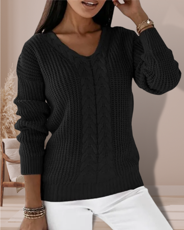 Eleganter gestrickter Pullover mit V-Ausschnitt