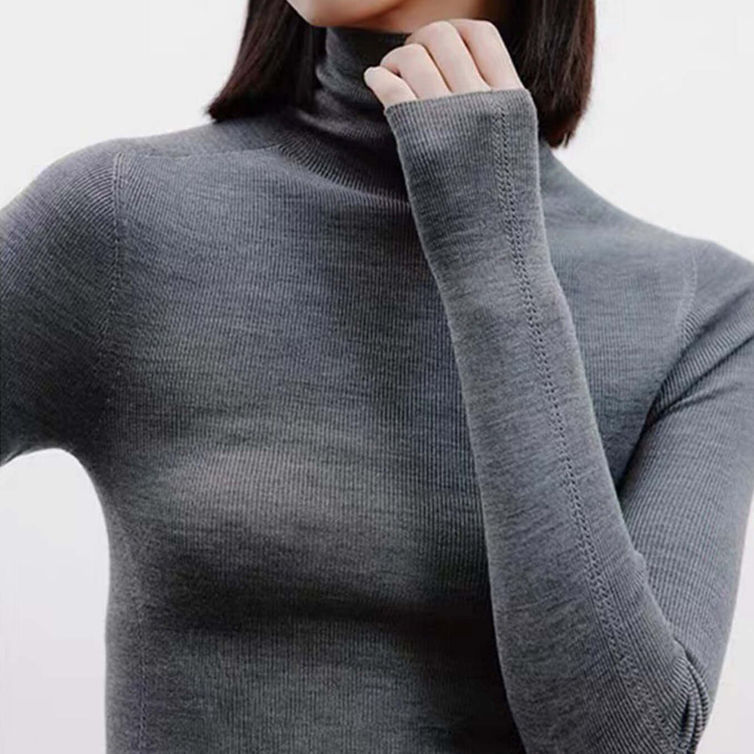 Elena - Farbiges Stricktop mit hohem Ausschnitt
