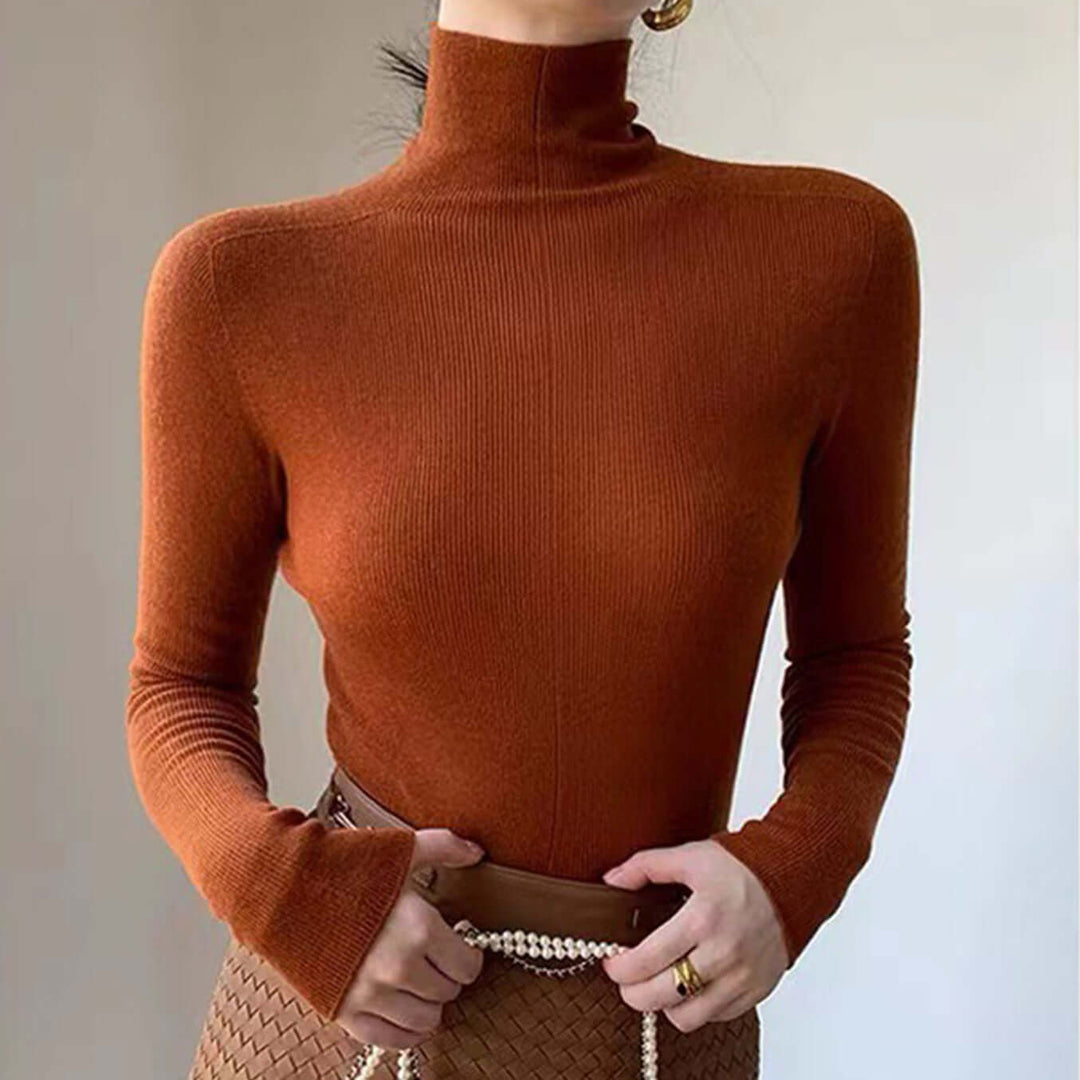 Elena - Farbiges Stricktop mit hohem Ausschnitt