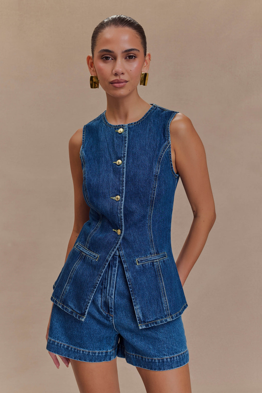Emma | Stilvolles Denim-Outfit für Damen 0