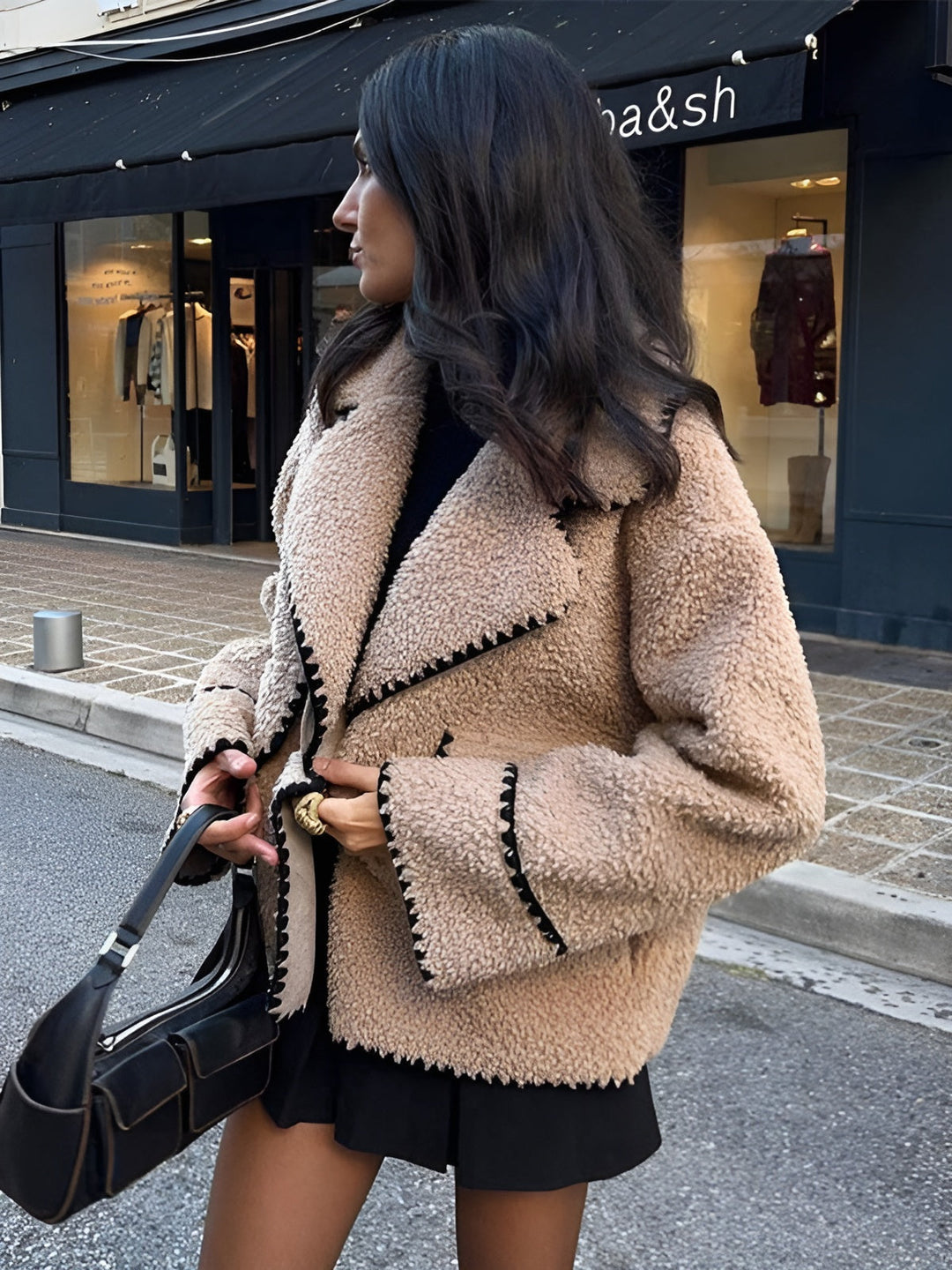 Eve - Teddy Fliegerjacke mit Kontrastnähten