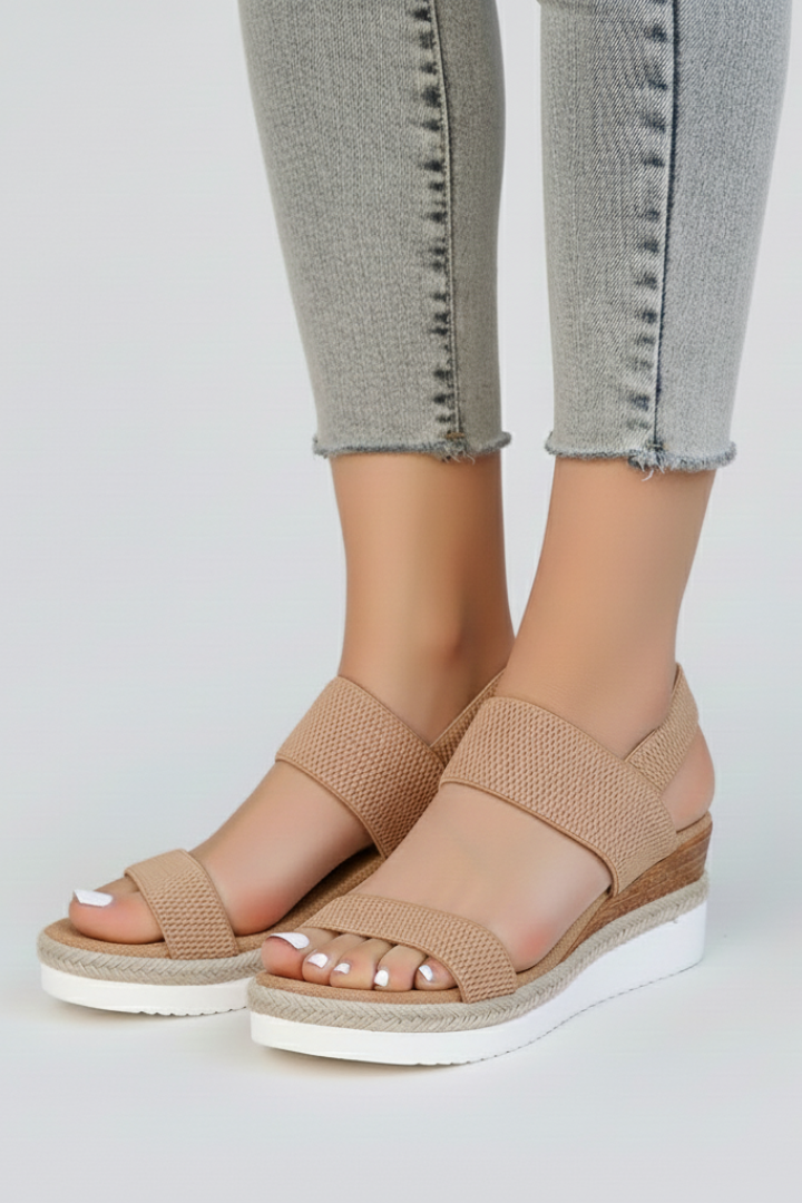 Isabella | Damen Sandalen mit erhöhter Sohle und Stretch-Passform