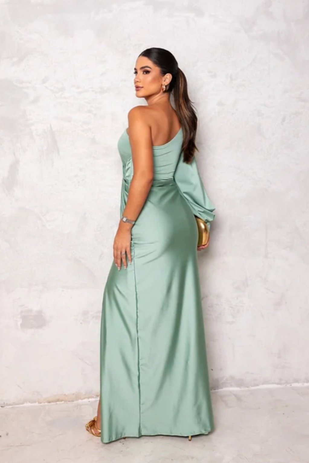 Evi | Elegantes, asymmetrisches Satinkleid 5