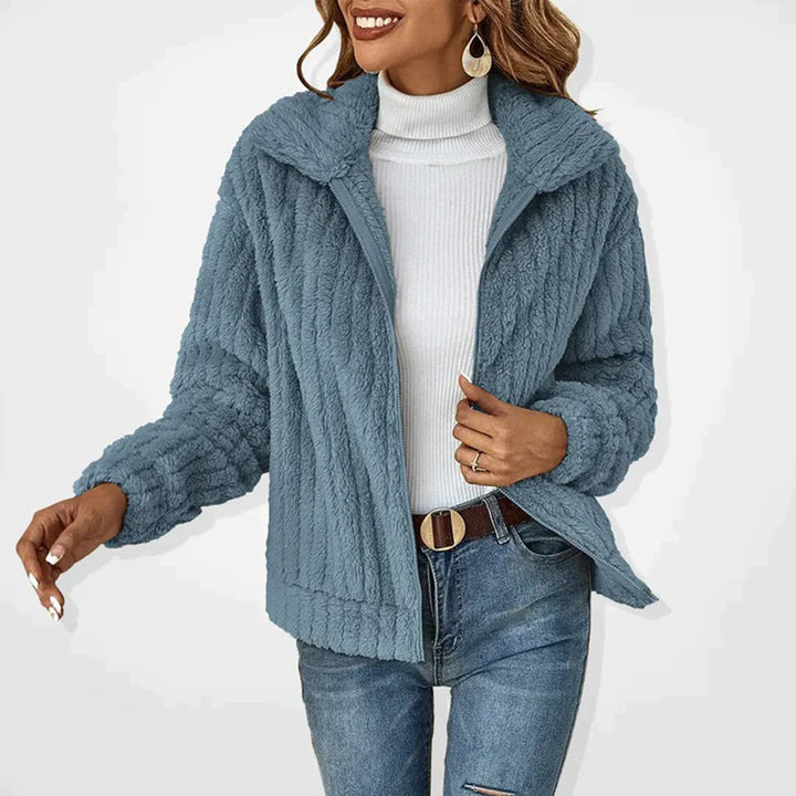 Extralange Damen-Fleecejacke mit Kragen und Taschen