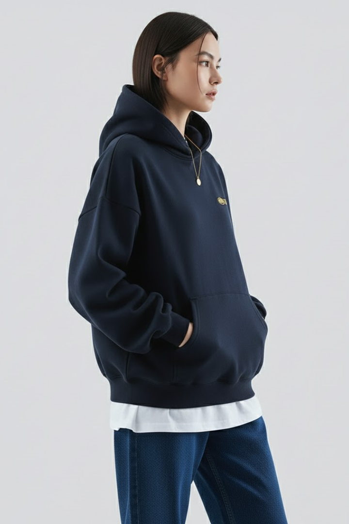 Emilia | Damen Hoodie mit Frontdruck und Pullover-Design