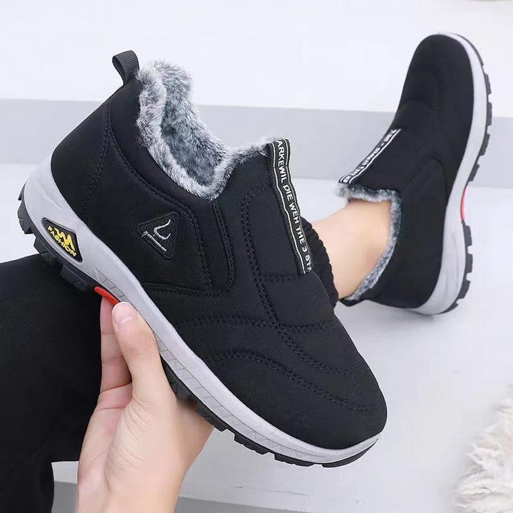 GripTrail – Damen Sneaker mit rutschfester Fleece-Sohle
