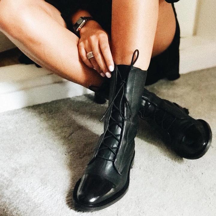Schnürstiefeletten aus Leder für Damen