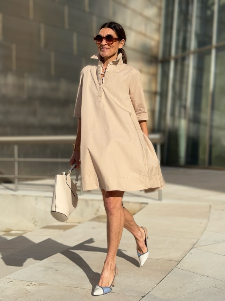 Damenkleid aus ägyptischer Baumwolle in Beige