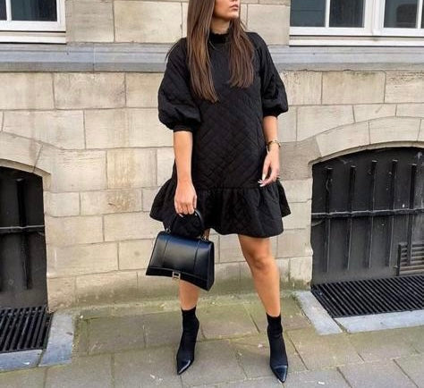 Gestepptes Kleid für Damen in Schwarz