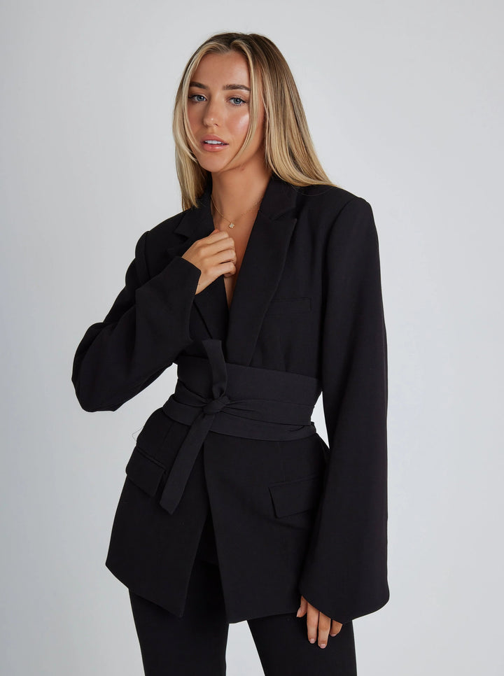 Klara | Eleganter Taillierter Blazer mit Gürtel 0